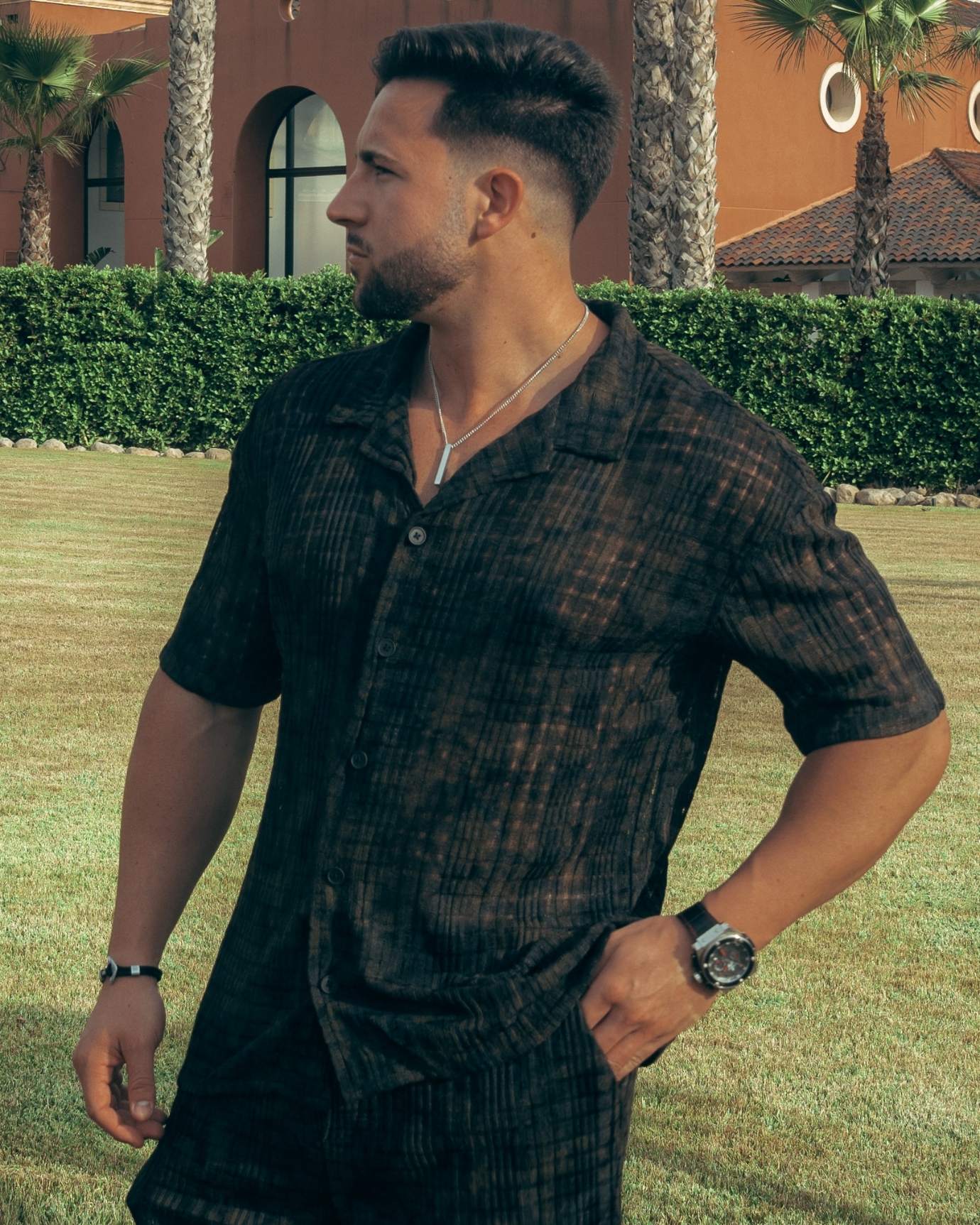 Black Differ Shorts Limited Edition